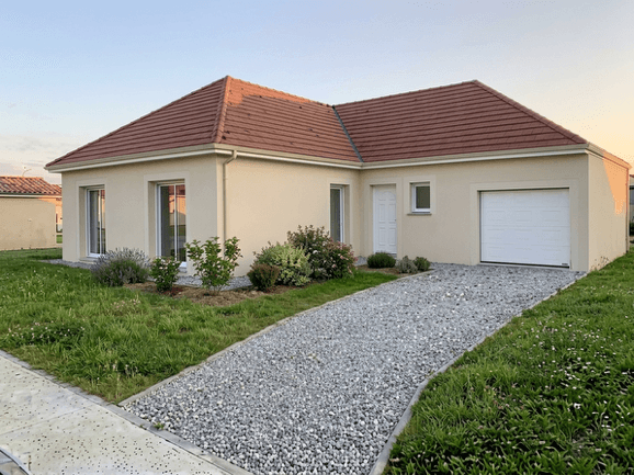 Maison avec garage à Breviandes