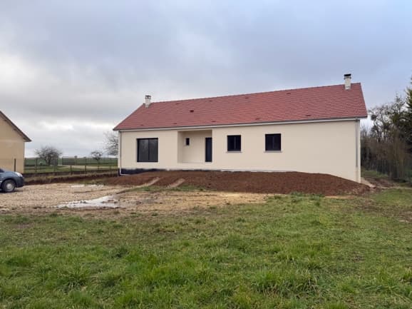 Maison sur sous-sol à Molins-sur-Aube, vue 2